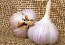 Ajo contra las arrugas: Aliado de la belleza de la mujer